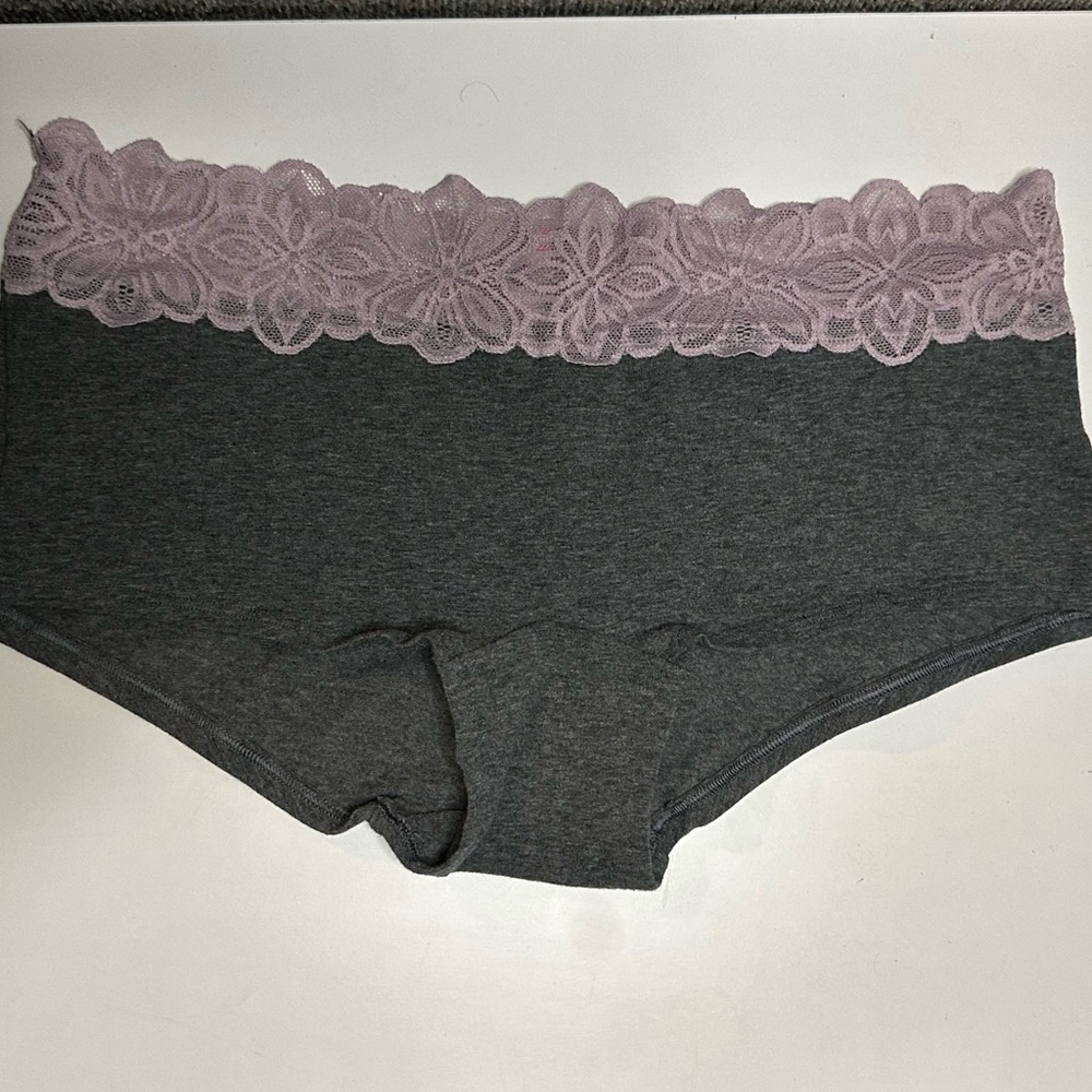 PINK Victoria’s Secret Boy Short Panty